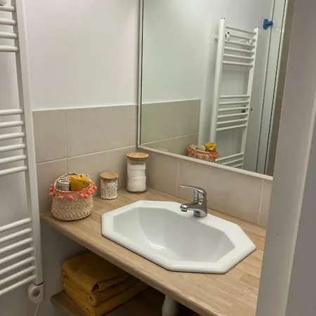 Joli Appartement Avec Jardin, Rive Droite Palavas-les-Flots Exterior photo